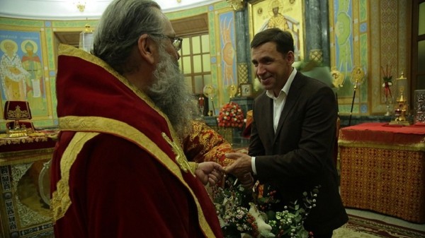 Митрополит Кирилл: губернатор рискует, когда пускает нас в храмы