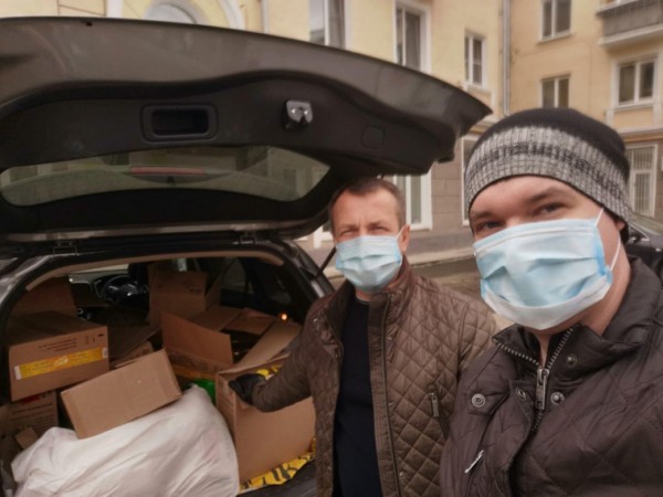На Урале волонтеры во время пандемии помогли самым незащищенным жителям