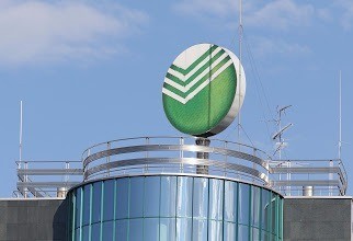 «Известия»: 9 апреля правительство РФ купило Сбербанк у Центробанка за 2,1 трлн рублей