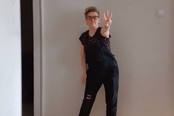 Режиссёр из Екатеринбурга открыла в Сети уроки театрального мастерства