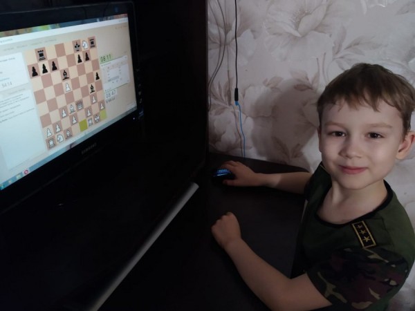 Юные горожане и родители организуют свой домашний досуг Юные горожане и родители организуют свой домашний досуг