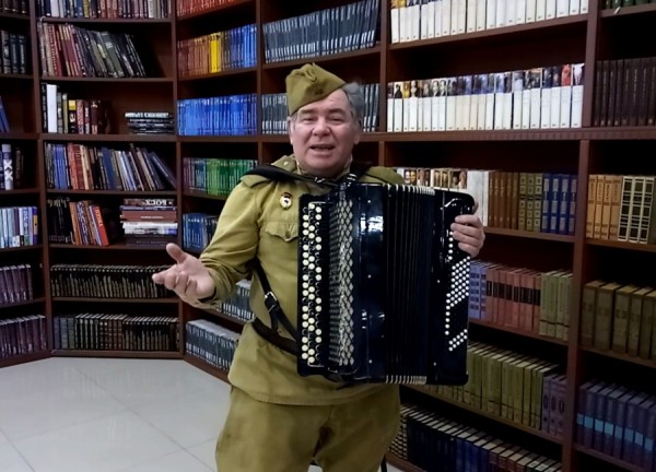 Накануне Дня Победы екатеринбуржцы услышат известные песни военных лет