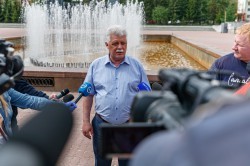 Сезон открыт: фонтаны уральской столицы выходят из зимней «спячки» Сезон открыт: фонтаны уральской столицы выходят из зимней «спячки»