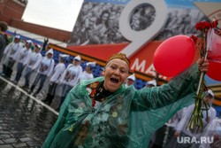 Поем военные хиты под баян. Онлайн-трансляция на URA.RU