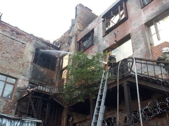 Пожар на фабрике-кухне УЗТМ потушен