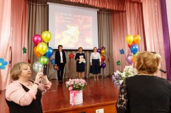 Последний звонок в Екатеринбурге прозвучит онлайн для всех выпускников Последний звонок в Екатеринбурге прозвучит онлайн для всех выпускников