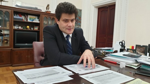 Администрация скорректировала бюджет из-за пандемии. На чем сэкономит и сколько потеряет Екатеринбург Администрация скорректировала бюджет из-за пандемии. На чем сэкономит и сколько потеряет Екатеринбург