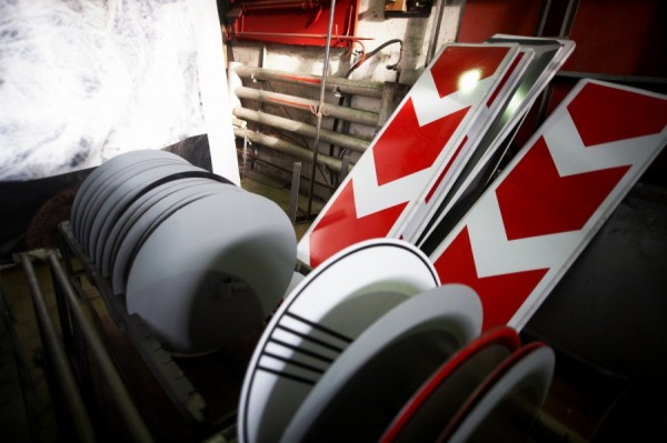 Дорожники закроют движение транспорта на двух улицах уральской столицы Дорожники закроют движение транспорта на двух улицах уральской столицы