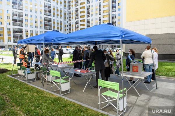 В Екатеринбурге показали шатры для голосования по Конституции. ФОТО, ВИДЕО