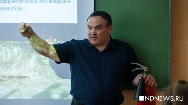 АрхивПоложение Жанны Д`Арк и эксперимент с сосисками: школьников учат пожарной безопасности после «Зимней вишни» (ФОТО)