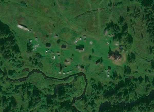 Поля, здания и целые деревни: хозяйство схиигумена Сергия раскинулось на десятках гектаров. Исследование Znak.com