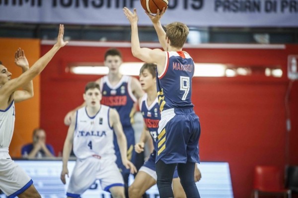 Баскетбол: школа имени Канделя объявила набор будущих чемпионов