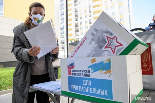 В Екатеринбурге показали шатры для голосования по Конституции. ФОТО, ВИДЕО