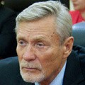 Владимир Путин подписал закон о едином регистре населения. За что его критикуют