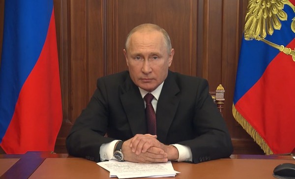 Владимир Путин обратился к жителям России