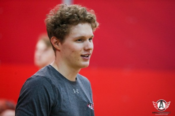 Илья Овчинников и Даниил Зайцев вызваны в молодежную сборную России