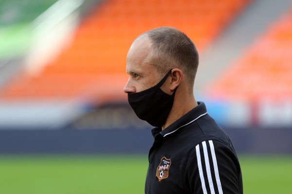 Футбол: Дмитрий Парфёнов покинул пост главного тренера «Урала»