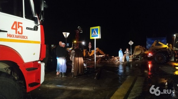 Как под Екатеринбургом тонет целый город. Репортаж из Нижних Серег Как под Екатеринбургом тонет целый город. Репортаж из Нижних Серег