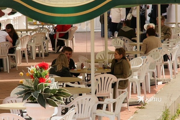 Коронавирус в Екатеринбурге, последние новости на 1 июля 2020: городу вернули детские сады и летние веранды кафе и ресторанов