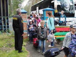 Летняя оздоровительная кампания: в Екатеринбурге стартовали заезды в загородные лагеря Летняя оздоровительная кампания: в Екатеринбурге стартовали заезды в загородные лагеря
