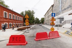 Александр Высокинский проинспектировал объекты строительства и ремонта в Кировском районе. Часть I