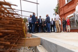 Александр Высокинский проинспектировал объекты строительства и ремонта в Кировском районе. Часть I