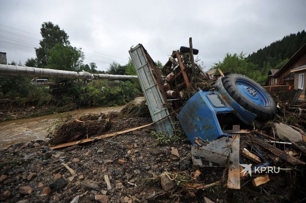 Пострадавшие получат по 15 тысяч: как Нижние Серги пережили потоп Пострадавшие получат по 15 тысяч: как Нижние Серги пережили потоп