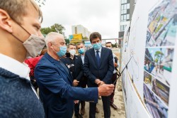 Александр Высокинский проинспектировал объекты строительства и ремонта в Кировском районе. Часть I