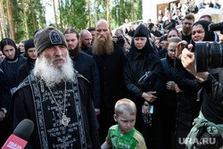 Монастырь, который обвиняли в порке детей, примет 200 учеников