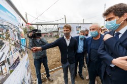 Александр Высокинский проинспектировал объекты строительства и ремонта в Кировском районе. Часть I