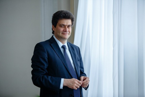 Александр Высокинский поздравил работников торговли с профессиональным праздником Александр Высокинский поздравил работников торговли с профессиональным праздником