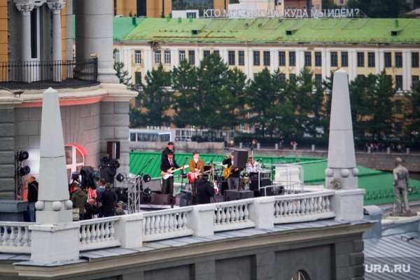 Самые яркие моменты Дня города в Екатеринбурге. Рок на крыше, выбрана главная красавица. ФОТО. ВИДЕО