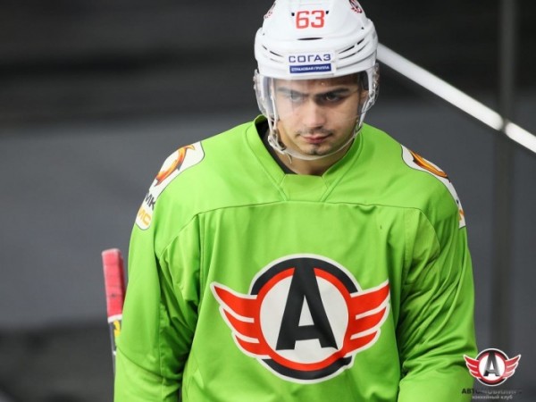 Кирилл Пилипенко ближайший сезон проведет в “Югре”