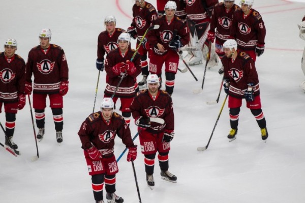 "Автомобилист уступил "Салавату Юлаеву" в первом контрольном матче