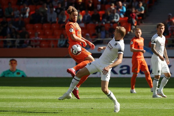 Футбол: «шмели» во всеоружии встретят «быков» на «Екатеринбург Арене»