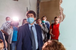 Александр Высокинский проконтролировал капитальный ремонт Театра кукол