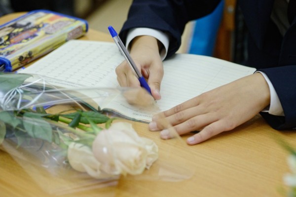 Роспотребнадзор открыл горячую линию по качеству школьных товаров