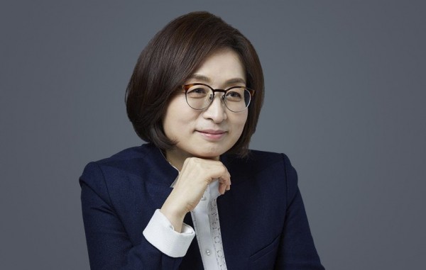 Мэр южнокорейского города Соннам поздравила Екатеринбург с днём рождения Мэр южнокорейского города Соннам поздравила Екатеринбург с днём рождения