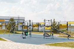 Александр Высокинский открыл уникальную школу в микрорайоне Солнечный