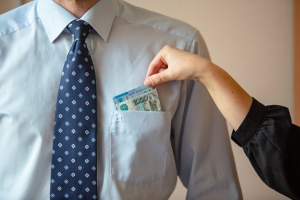 МВД напомнило о неминуемом наказании за дачу взятки МВД напомнило о неминуемом наказании за дачу взятки