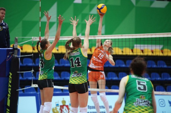 Волейбол: «Уралочка» неудачно стартовала в Суперлиге Волейбол: «Уралочка» неудачно стартовала в Суперлиге