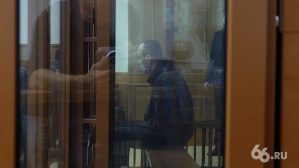 Прокурор запросила пожизненный срок для обвиняемого в убийстве двух девушек на Уктусе