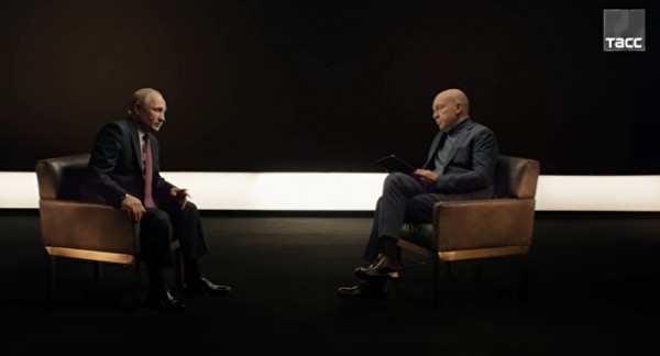 Дмитрий Гордон — об отравлении Навального, психическом здоровье Лукашенко и прекрасной России будущего Дмитрий Гордон — об отравлении Навального, психическом здоровье Лукашенко и прекрасной России будущего