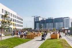 Руководители города и области посетили уникальную школу № 215 «Созвездие» Руководители города и области посетили уникальную школу № 215 «Созвездие»