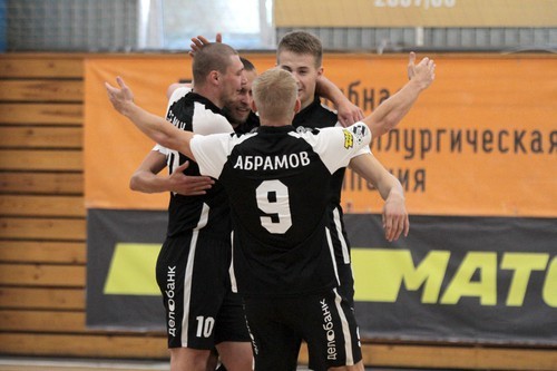 Мини-футбол: &laquo;Синара&raquo; разгромила &laquo;Ухту&raquo; в первом матче нового ЧР