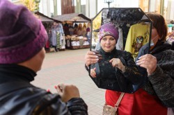 Ярмарка в поддержку отечественных производителей открылась в Екатеринбурге Ярмарка в поддержку отечественных производителей открылась в Екатеринбурге