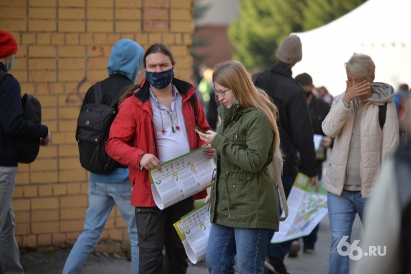 В Екатеринбурге прошла сентябрьская &laquo;Майская прогулка&raquo;. Фоторепортаж