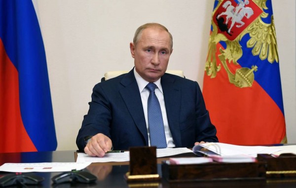 По поручению Путина: зарплаты  бюджетникам будут проиндексированы с 1 октября 2020 года