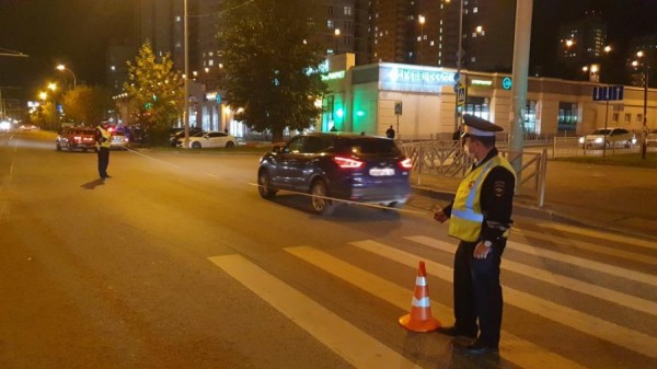 Как не попасть под машину в тёмное время суток? Как не попасть под машину в тёмное время суток?