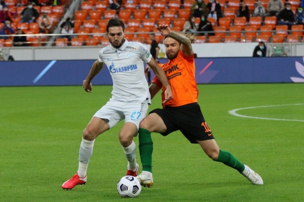 Футбол: «Урал» сыграл вничью с «Зенитом»